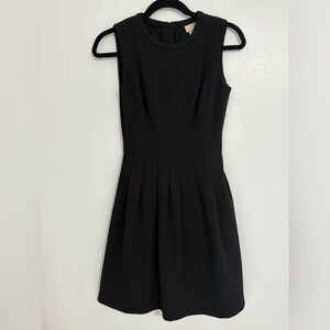 H&M Black Pleated Sleeveless Mini Dress